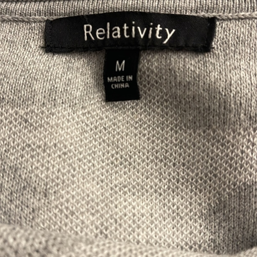 Sweater - Picture 8 of 8